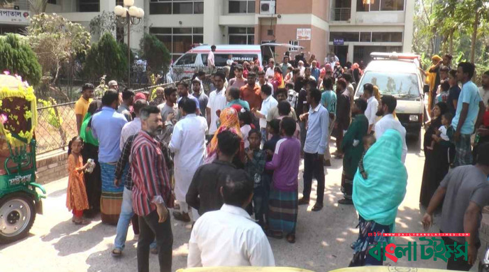 মাদারীপুরে বালু ব্যবসার দ্বন্দ্বে ২ ভাইকে কুপিয়ে হত্যা