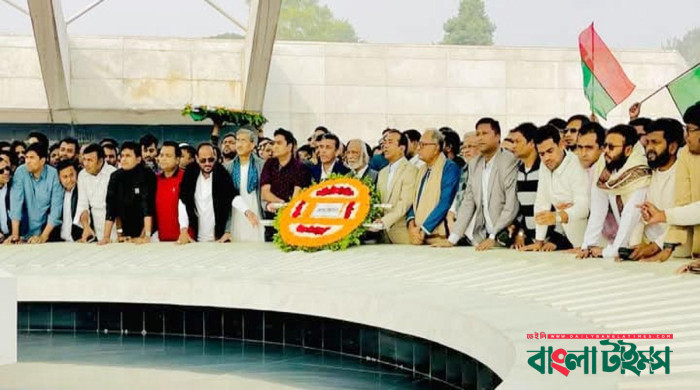 নতুন প্রজন্মের দিকে তাকিয়ে দেশ: ড. মঈন খান