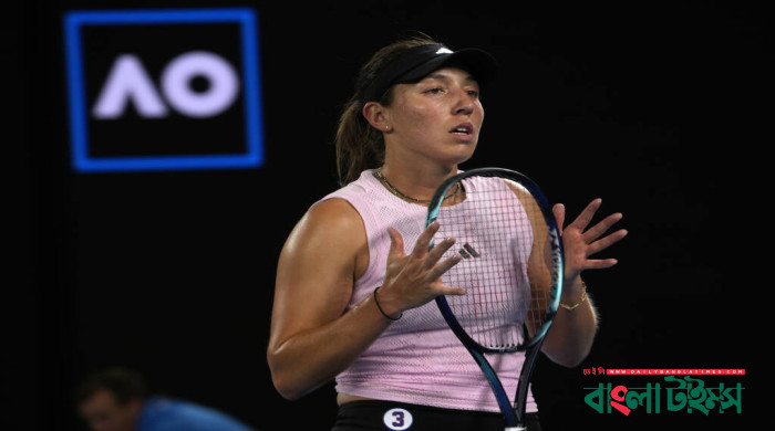 Pegula out in Australian Open shocking upset
