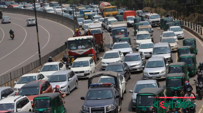বিমানবন্দর সড়ক এড়িয়ে চলতে বিশেষ ট্রাফিক নির্দেশনা