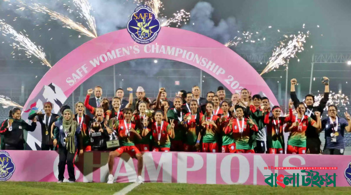 টানা দ্বিতীয়বার সাফ চ্যাম্পিয়ন বাংলাদেশ