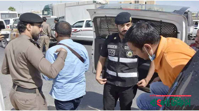 সৌদিতে ২১ হাজার অভিবাসী গ্রেফতার