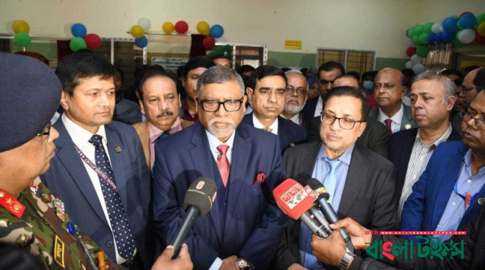 বেসরকারি স্বাস্থ্যকেন্দ্রে রোগী পাঠানো প্রতারণার শামিল : স্বাস্থ্যমন্ত্রী