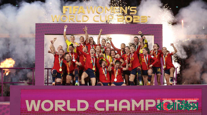 ইংল্যান্ডকে হারিয়ে স্পেনের বিশ্বজয়