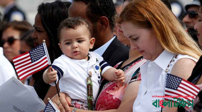 বাতিল হচ্ছে জন্মসূত্রে মার্কিন নাগরিকত্ব, দুশ্চিন্তায় অভিবাসীরা