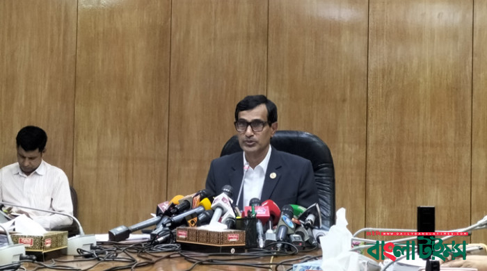 ভোটে সংবাদকর্মী-পর্যবেক্ষকদের বাধা দিলে কারাদণ্ডের বিধান আসছে