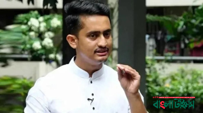 ‘ফ্যাসিস্ট’ বিচারকদের পদত্যাগের দাবিতে হাইকোর্ট ঘেরাও