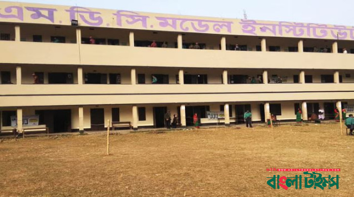 ‘শেষ ঘণ্টা’র ভোটের হার নিয়ে দেশি-বিদেশি পর্যবেক্ষকদেরও প্রশ্ন