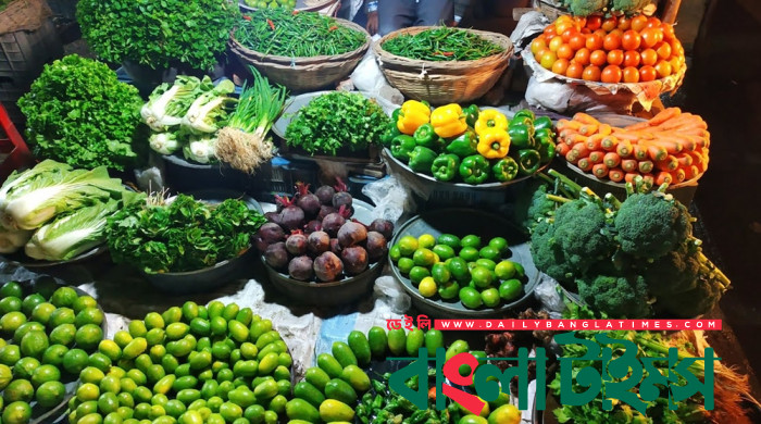 সবজির বাজার চড়া, পেঁয়াজের দামও বাড়তি