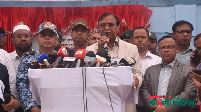 সরকার ফুটপাতের ব্যবসায়ীদের লাইসেন্স দেবে: ডিএসসিসি প্রশাসক