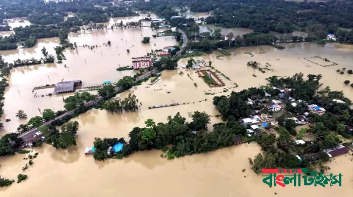 ৭ জেলায় পানিবন্দী লাখো পরিবার, মৃত্যু বেড়ে ৫১
