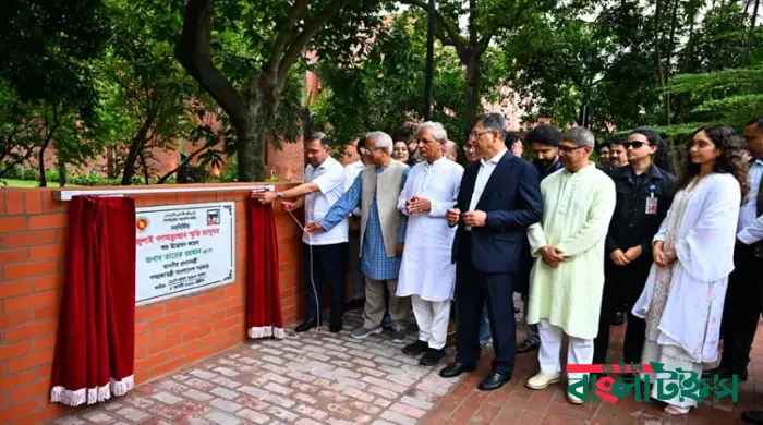 জুলাই স্মৃতি জাদুঘরের দুয়ার খুলেছে, উদ্বোধন করলেন প্রধানমন্ত্রী