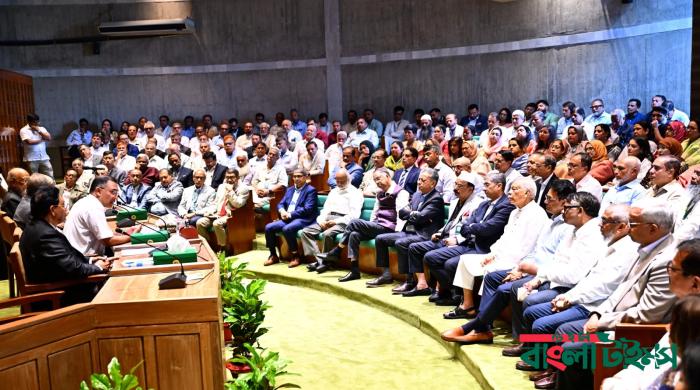 রাষ্ট্রপতি নির্বাচনকে সামনে রেখে বৈঠকে বসেছেন সরকারি দলের সংসদ সদস্যগণ