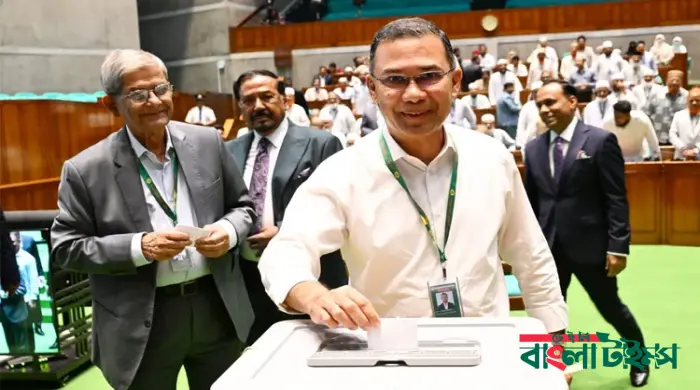 রাষ্ট্রপতি নির্বাচনে ভোট দিলেন প্রধানমন্ত্রী তারেক রহমান