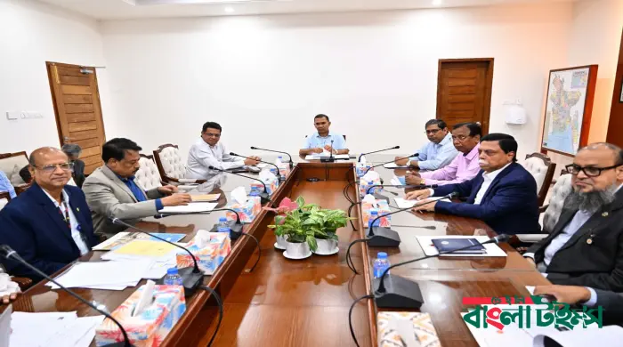 গুলশান ও ধানমন্ডিসহ রাজধানীর একাধিক লেকের দূষণ রোধে সমন্বিত উদ্যোগের নির্দেশ প্রধানমন্ত্রীর